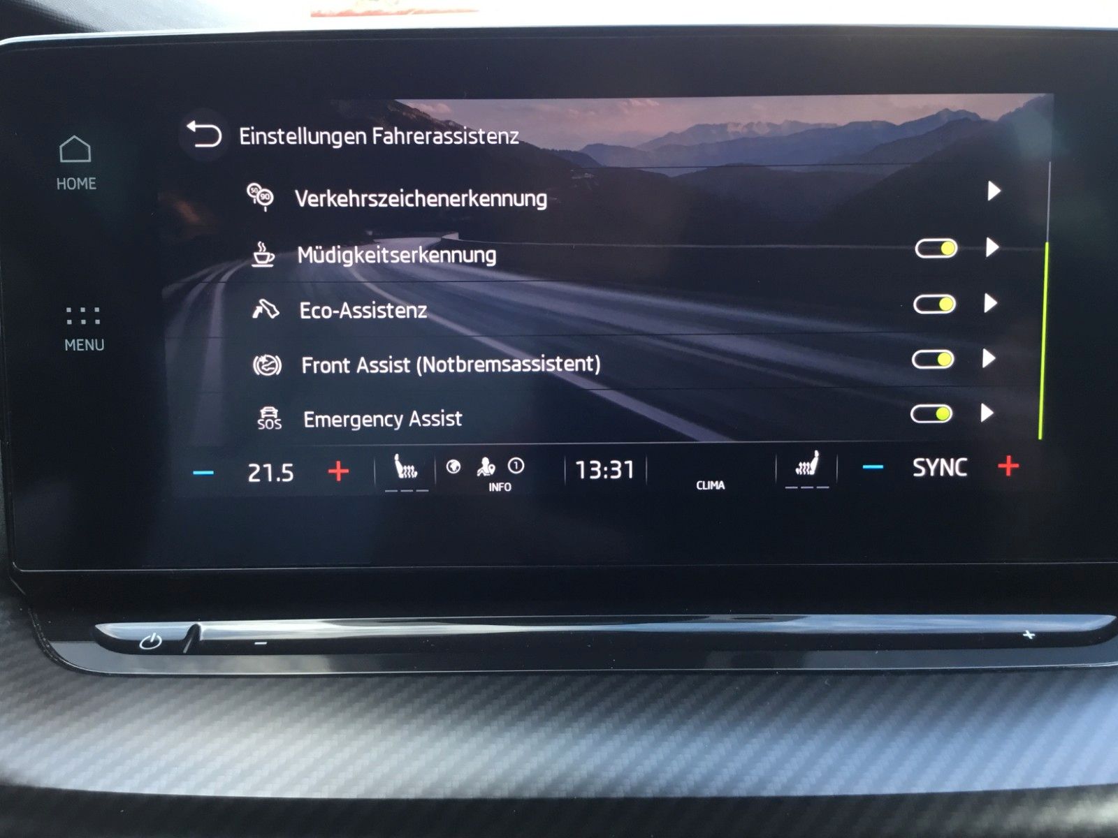 Fahrzeugabbildung SKODA Octavia Combi RS 2.0 TSI DSG+AHK+Head up+Matrix