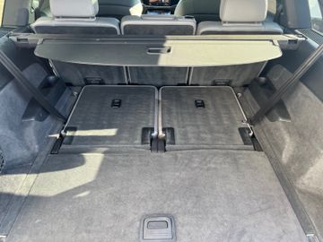 Fahrzeugabbildung Audi SQ7 4.0 quattro TDI Pano 7 Sitzer 22" uvm