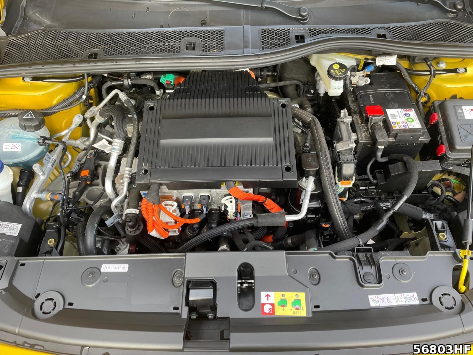 Fahrzeugabbildung Peugeot e-208 GT *ACC*LED*PDC+CAM*NAVI*CARPLAY*