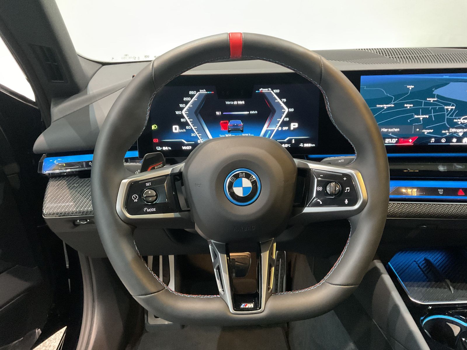 Fahrzeugabbildung BMW i5 M60 xDrive Sitzbelüftung vorn, Glasdach, Limo