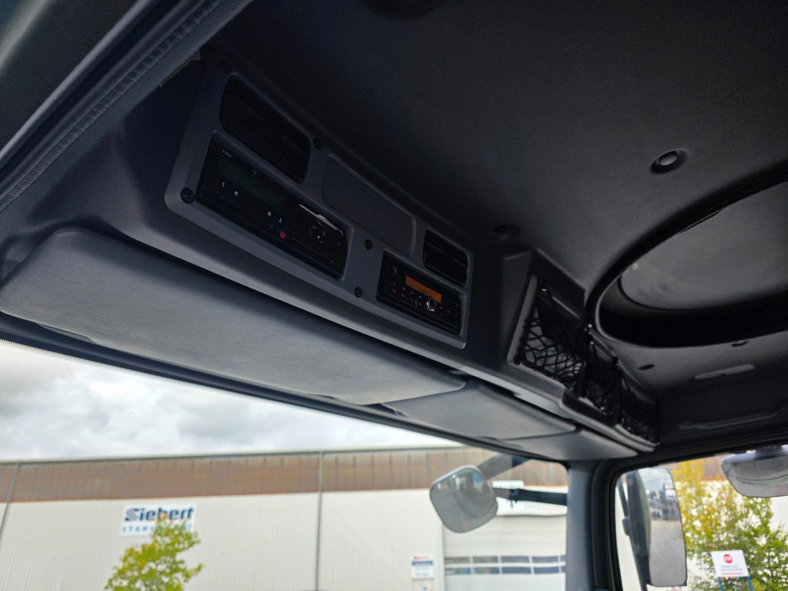 Fahrzeugabbildung Mercedes-Benz Atego 1018 A 4x4 Pritsche Plane mehrfach vorh.