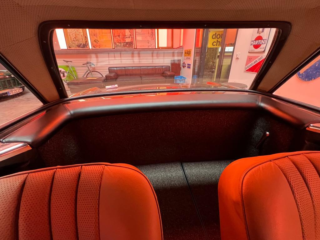 Mercedes-Benz SL 280