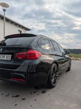 BMW 320d Touring Sport Line Automatic  - BMW 320 mit Diesel-Antrieb: Head-Up Display, Kombi