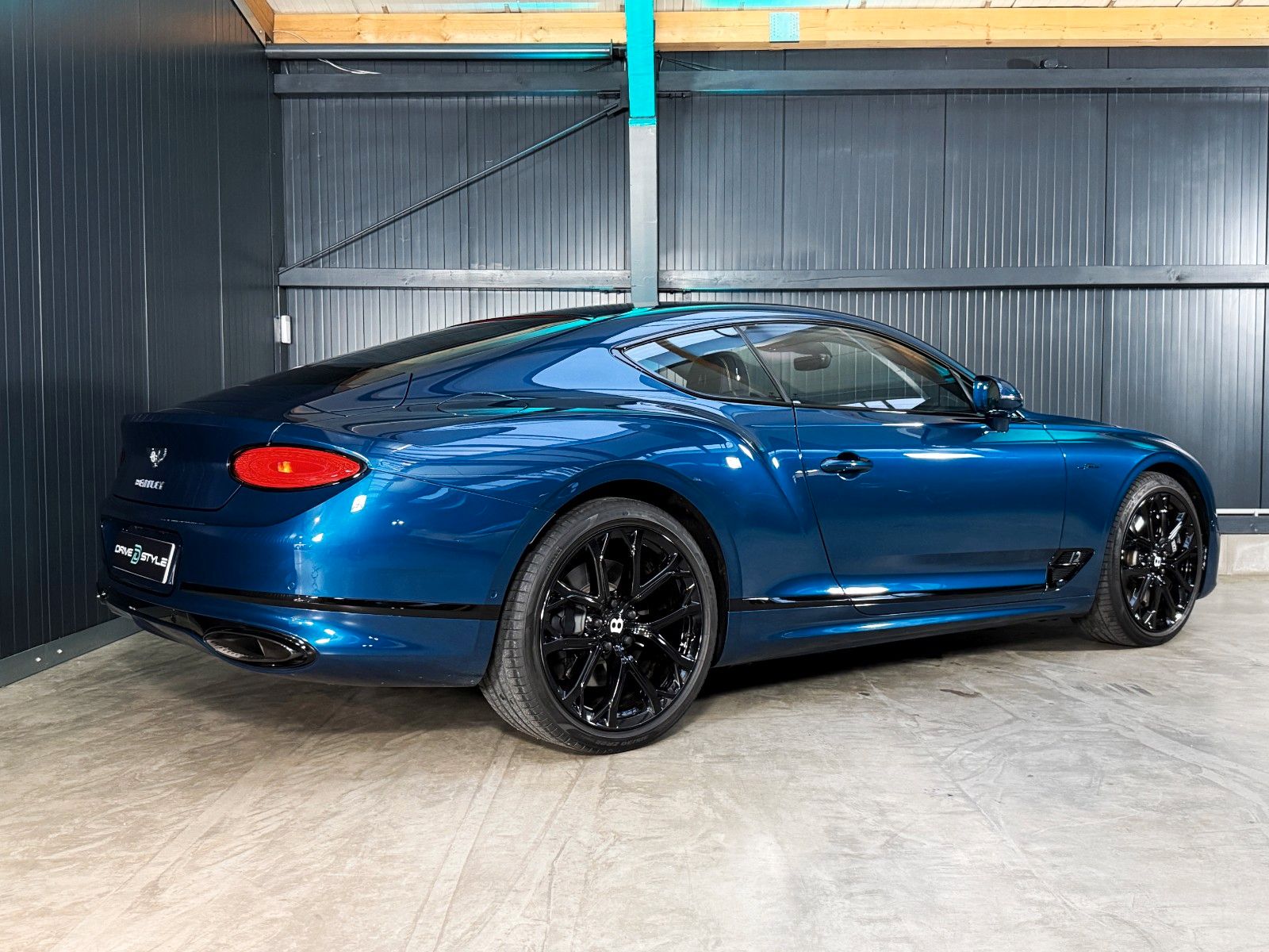 Fahrzeugabbildung Bentley Continental GT 6.0 W12 Speed Mulliner