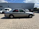 Mercedes-Benz E 230 W124 Automatik/Standheizung/Klima/Tempomat - Mercedes-Benz aus 1992: W124