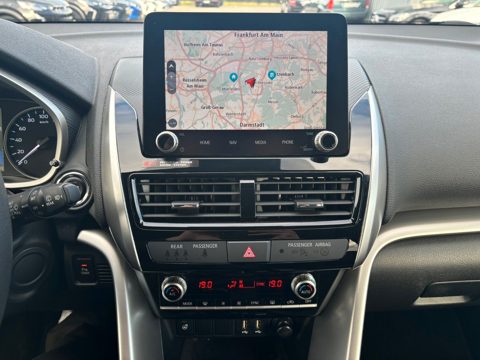 Fahrzeugabbildung Mitsubishi Eclipse Cross PHEV PLUS