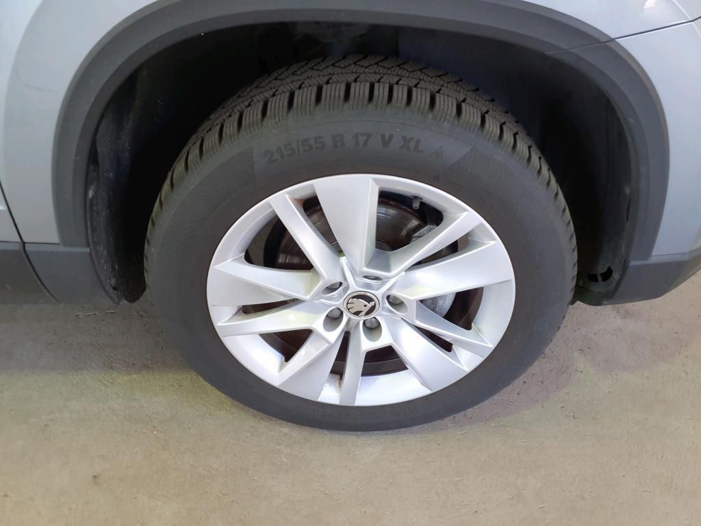 Skoda Karoq Ambition Clever 1.5 TSI AHK*Klima*PDC*Temp