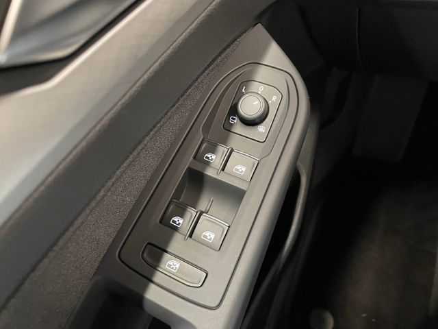 Golf VIII Life 1.5 TSI LED RFK ACC