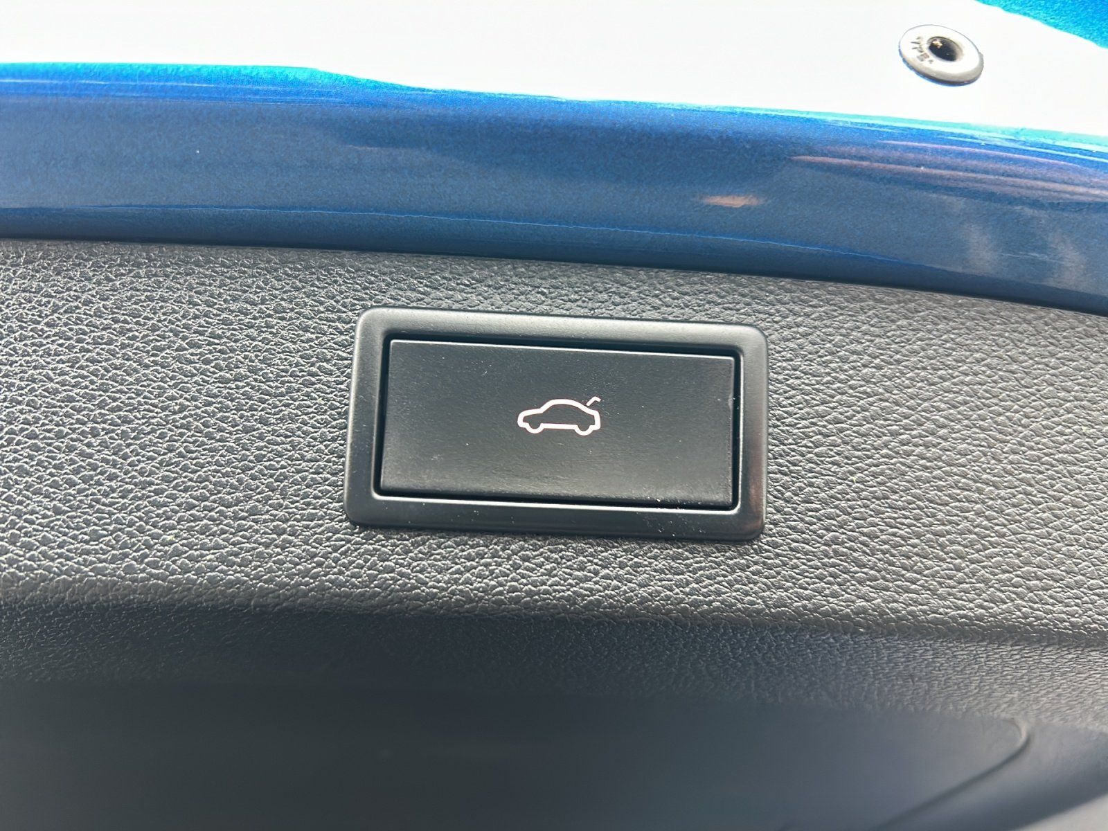 Fahrzeugabbildung SKODA Kodiaq 2.0 TDI Sportline 4x4/AHK/PANO/360°K/ACC/