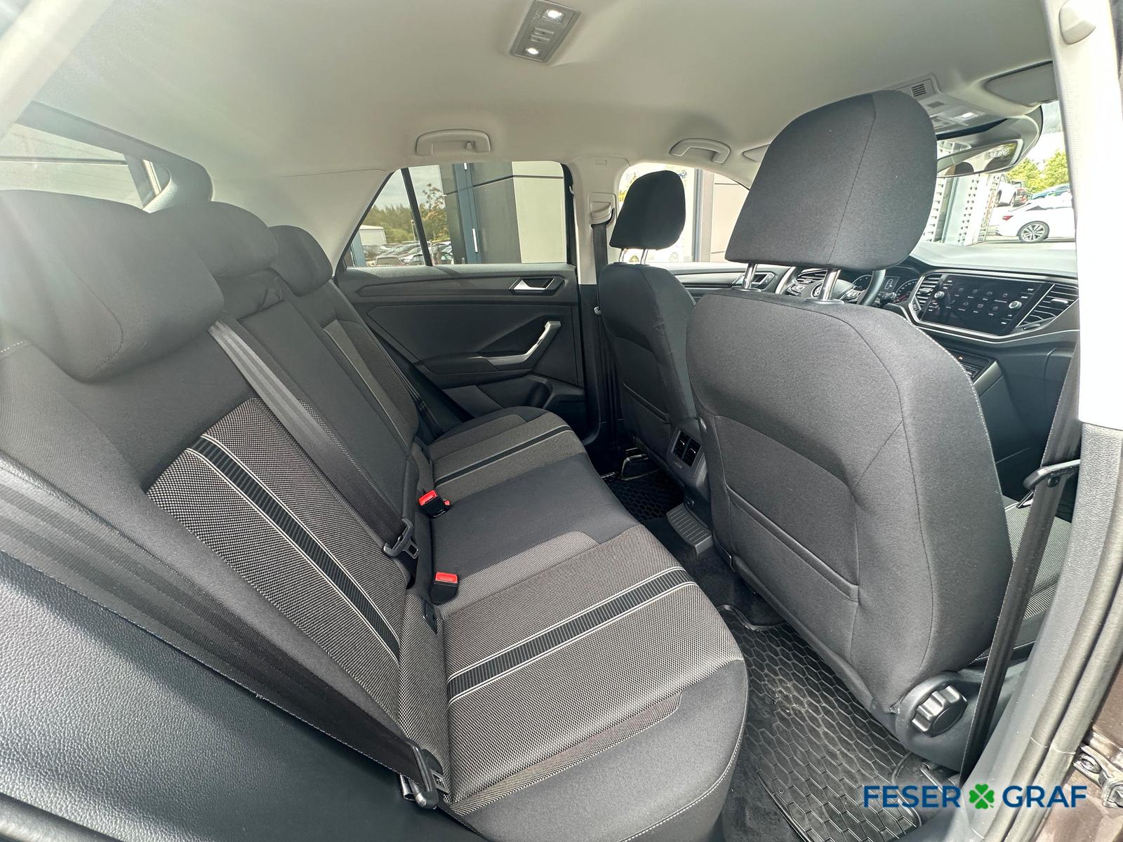 Volkswagen T-Roc 1.0 TSI Style ACC/AHK/SHZ/PDC