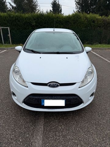 Ford Fiesta 1.4 TDCI - NEOPATENTATI - 12 MESI DI