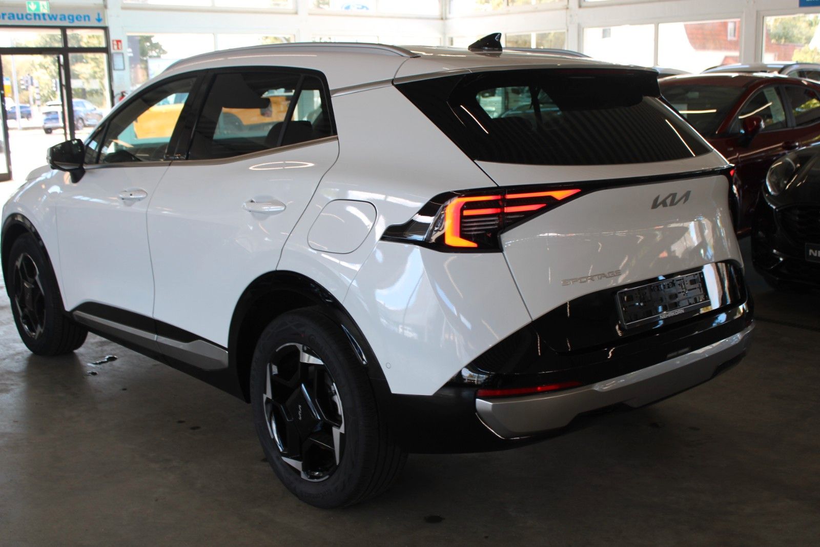 Fahrzeugabbildung Kia Sportage 1.6T DCT Automatik AWD Spirit SOFORT