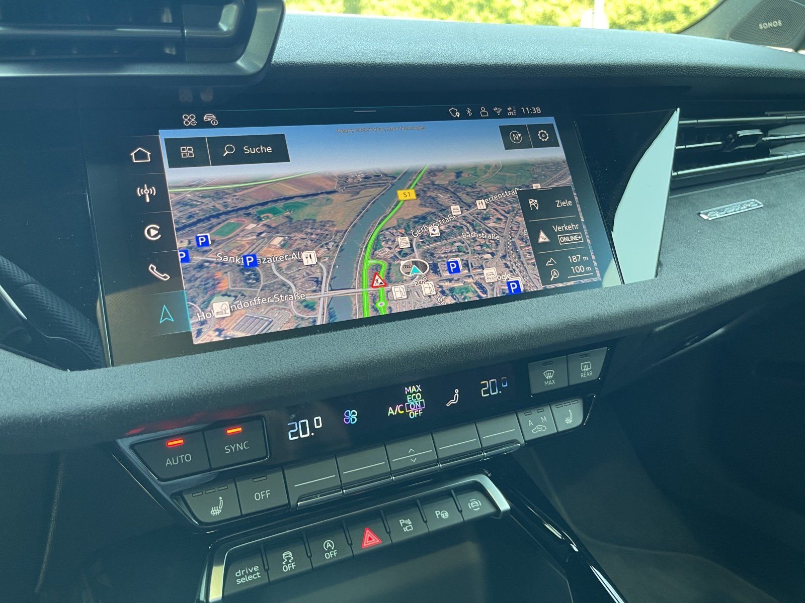 Fahrzeugabbildung Audi RS 3 Limousine 2.5 quattro Vmax 280, RS-Sportabg