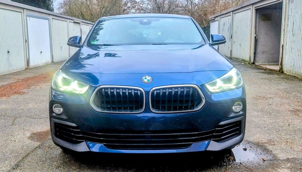 Image of BMW X2