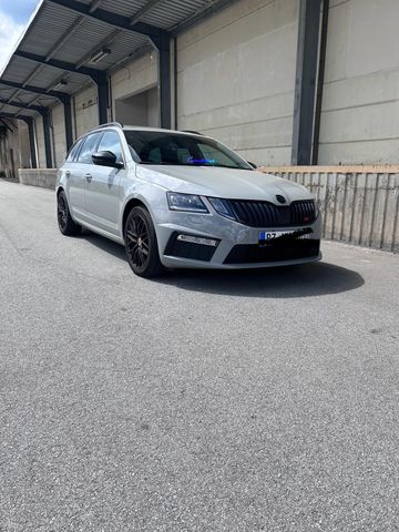 Skoda Octavia RS