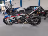 BMW S1000RR /M Paket/ Carbon Felgen / 4.000 km  - Angebote