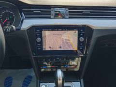 VW Passat Variant Business 150PS DSG #ACC #AHK #LED