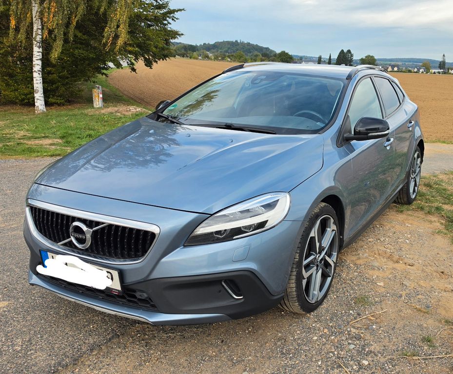 Image of Volvo V40 Cross Country
