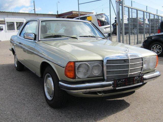 Mercedes-Benz 230 C Autom. *H-Kennzeichen, 149100 km*