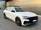 Audi Q8 50TDI S-line LED Sitzheizung Belüf... - Audi Q8 von privat