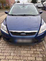Ford Focus - Schrägheck in Blau mit vielen... - Ford Focus: Schrägheck