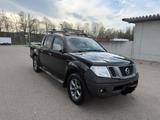 Nissan Navara Pickup Double Cab 4X4/AHK/SHZ/Automatik - Nissan Navara mit Panoramadach