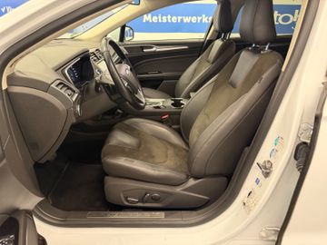 Ford Mondeo - 12