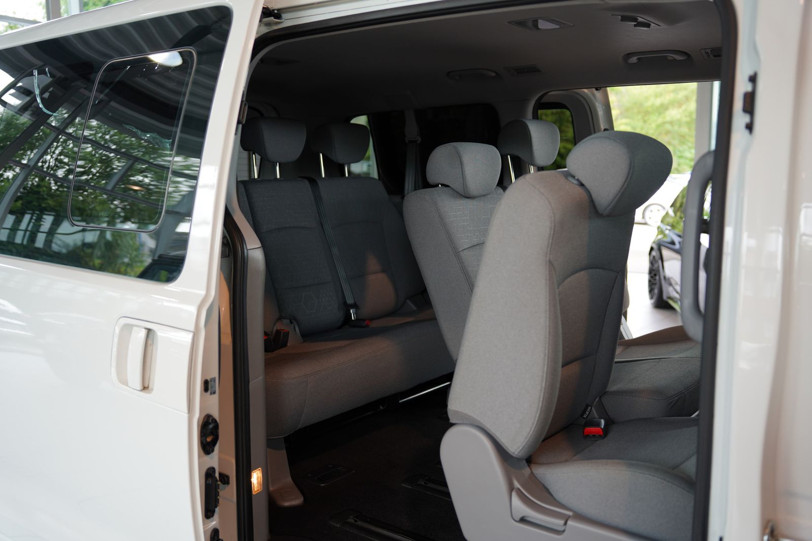 Hyundai H 1