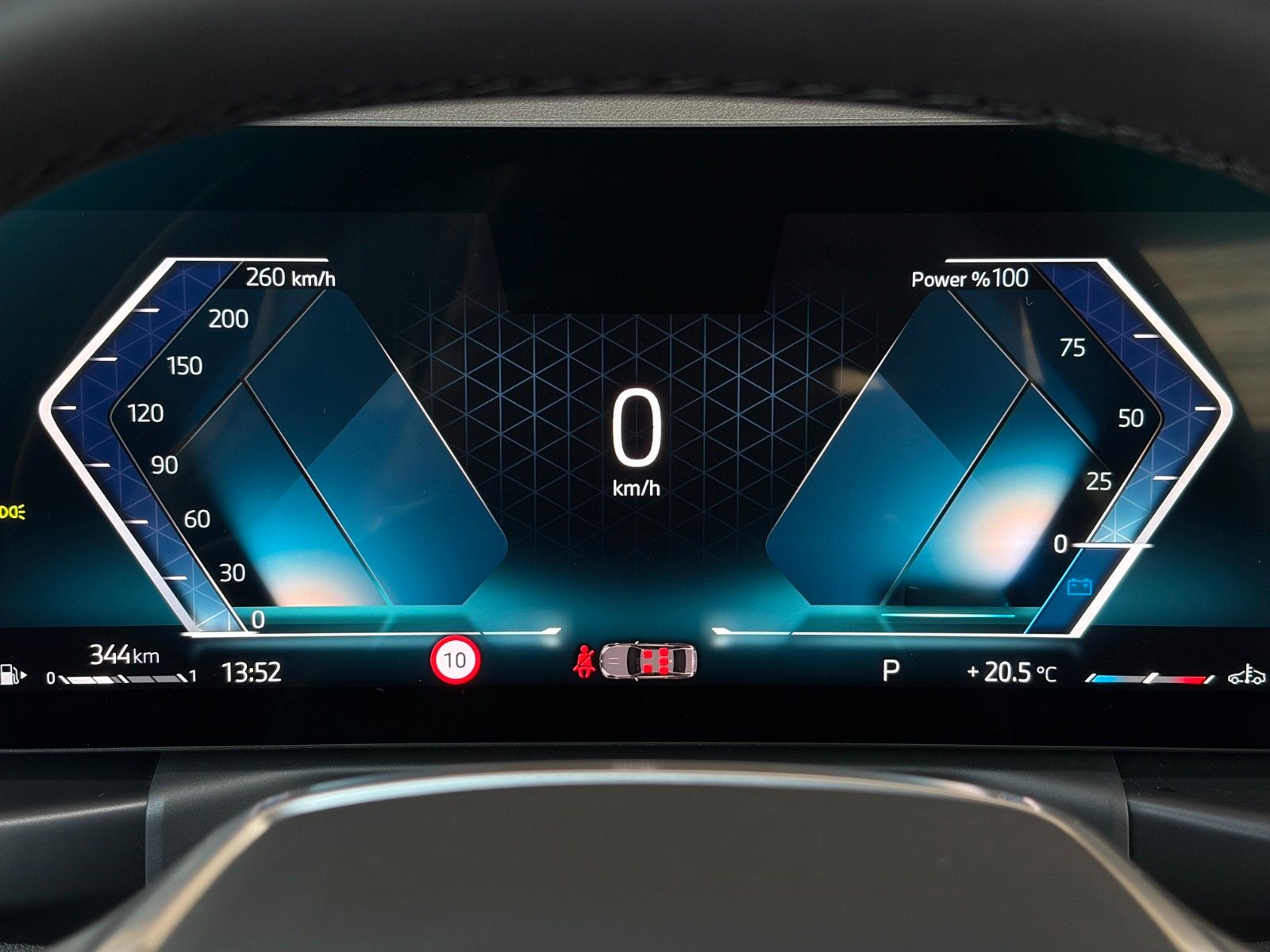 Fahrzeugabbildung BMW 318i Limo Cockpit+ Alarm Ambiente 3-ZKlima CAM