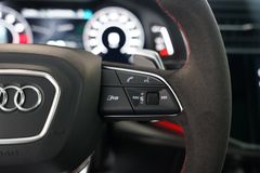 AUDI RSQ8 | HuD | Keramik | Pano | 305 km/h | 23" AUDI RSQ8 | HuD | Keramik | Pano | 305 km/h | 23"