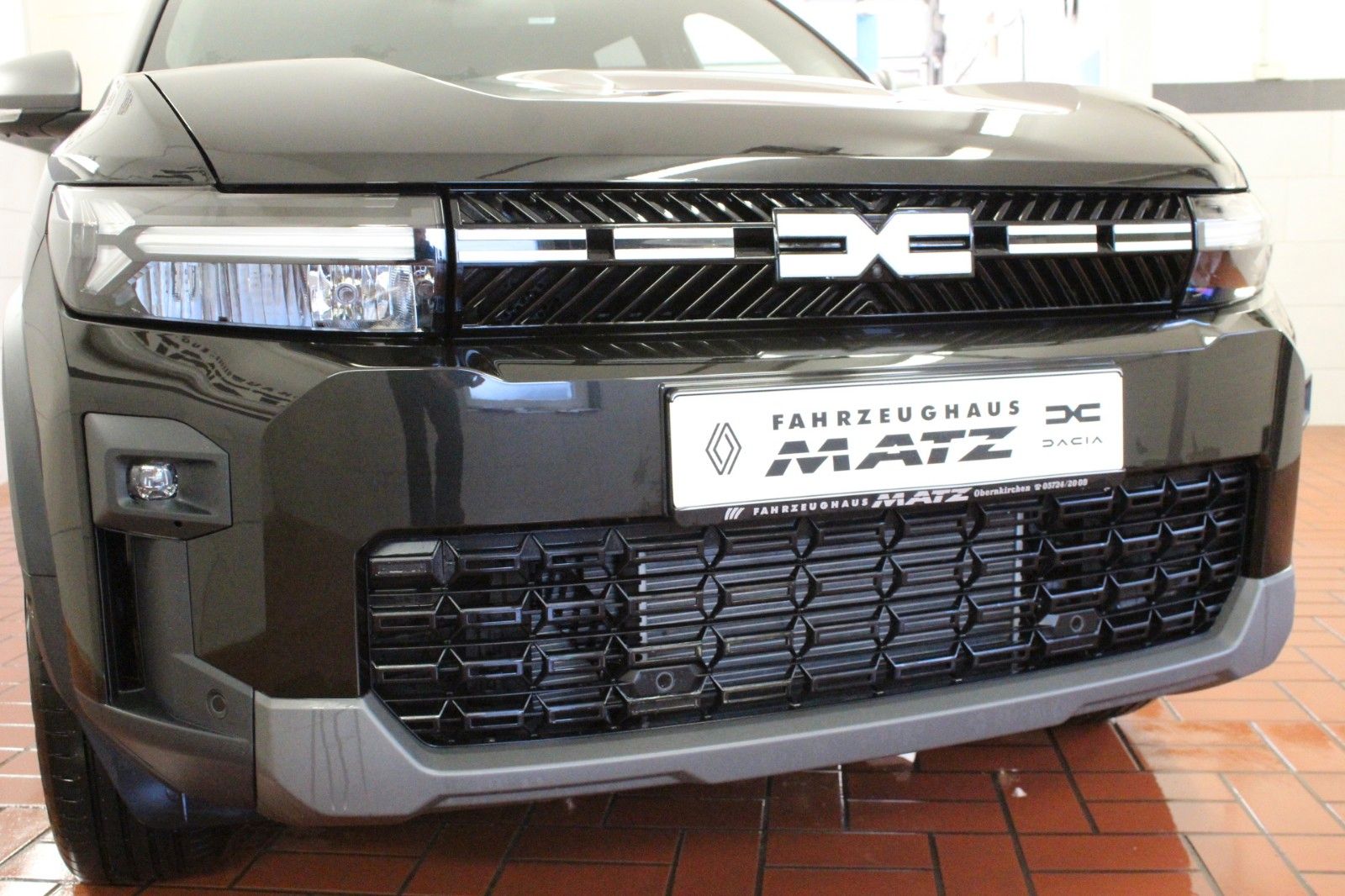 Fahrzeugabbildung Dacia Bigster hybrid 155 Journey Winter- & City-Paket