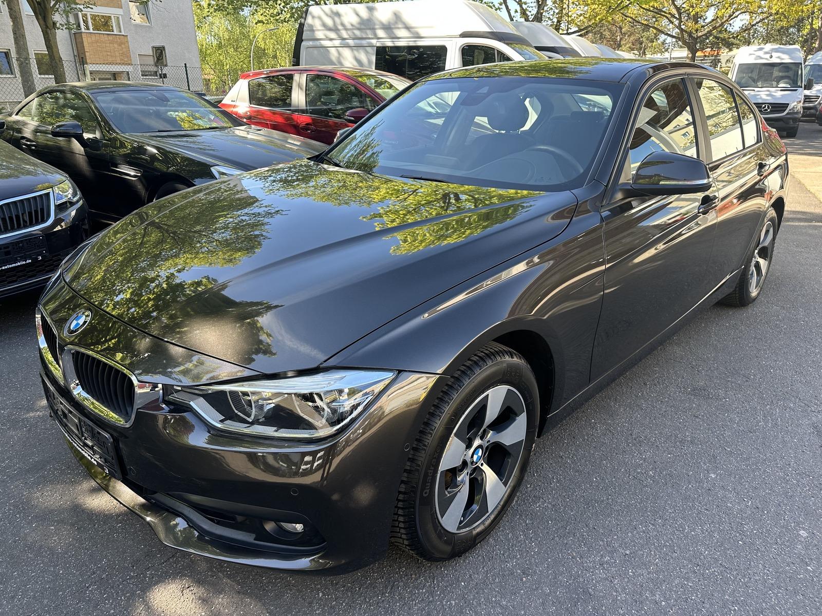 BMW 318 i AUT*HEAD UP*CAM*KOMFORTZUGANG*
