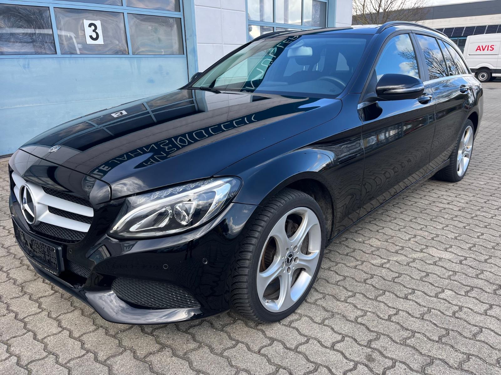Mercedes-Benz C 200 T-Modell, LED, Klimaaut. Pano, Scheckheft
