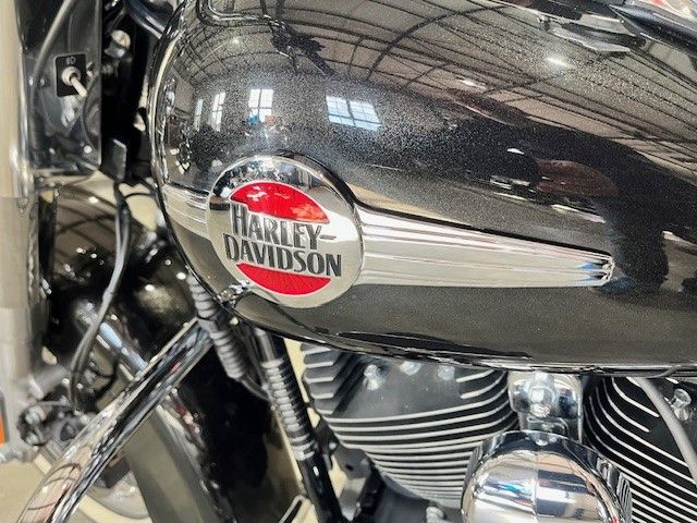 Fahrzeugabbildung Harley-Davidson FLSTC 103 Heritage-Jekill-wenig Kilometer