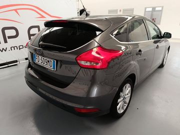 Ford Focus - 5