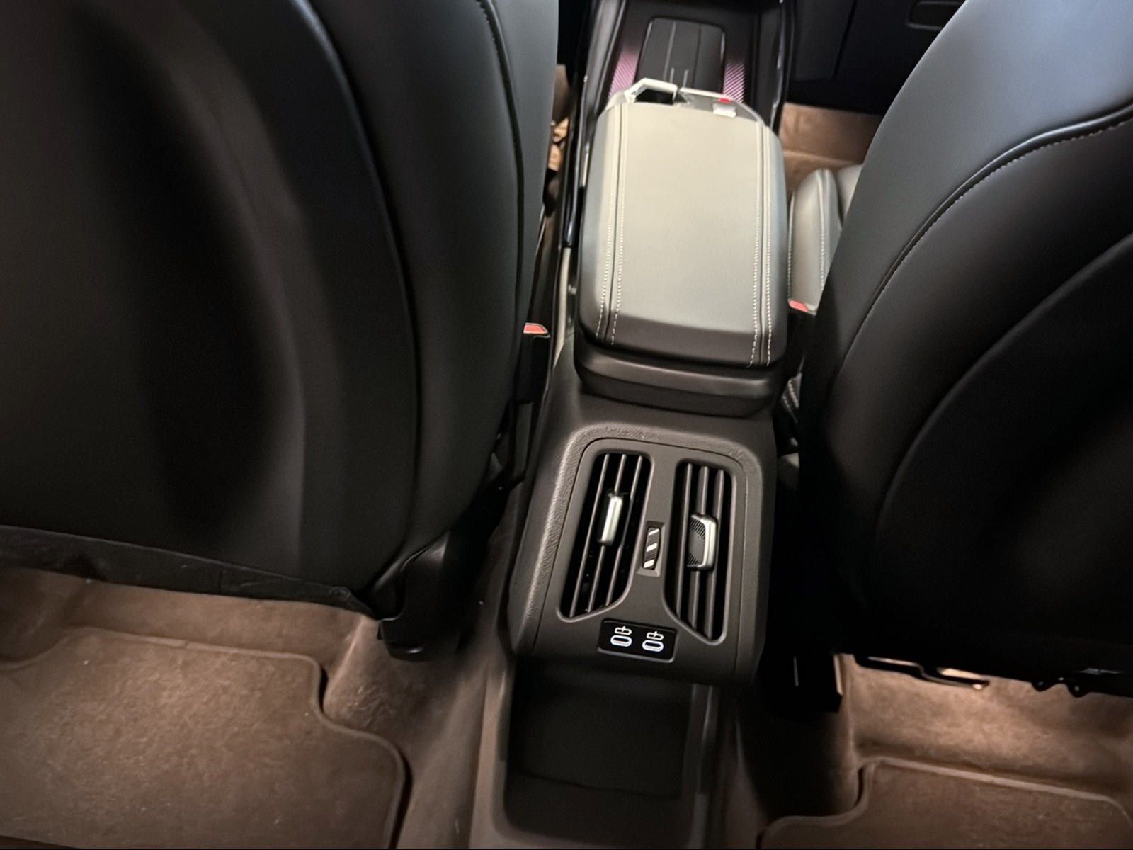BMW 220 Active Tourer - Bild 21