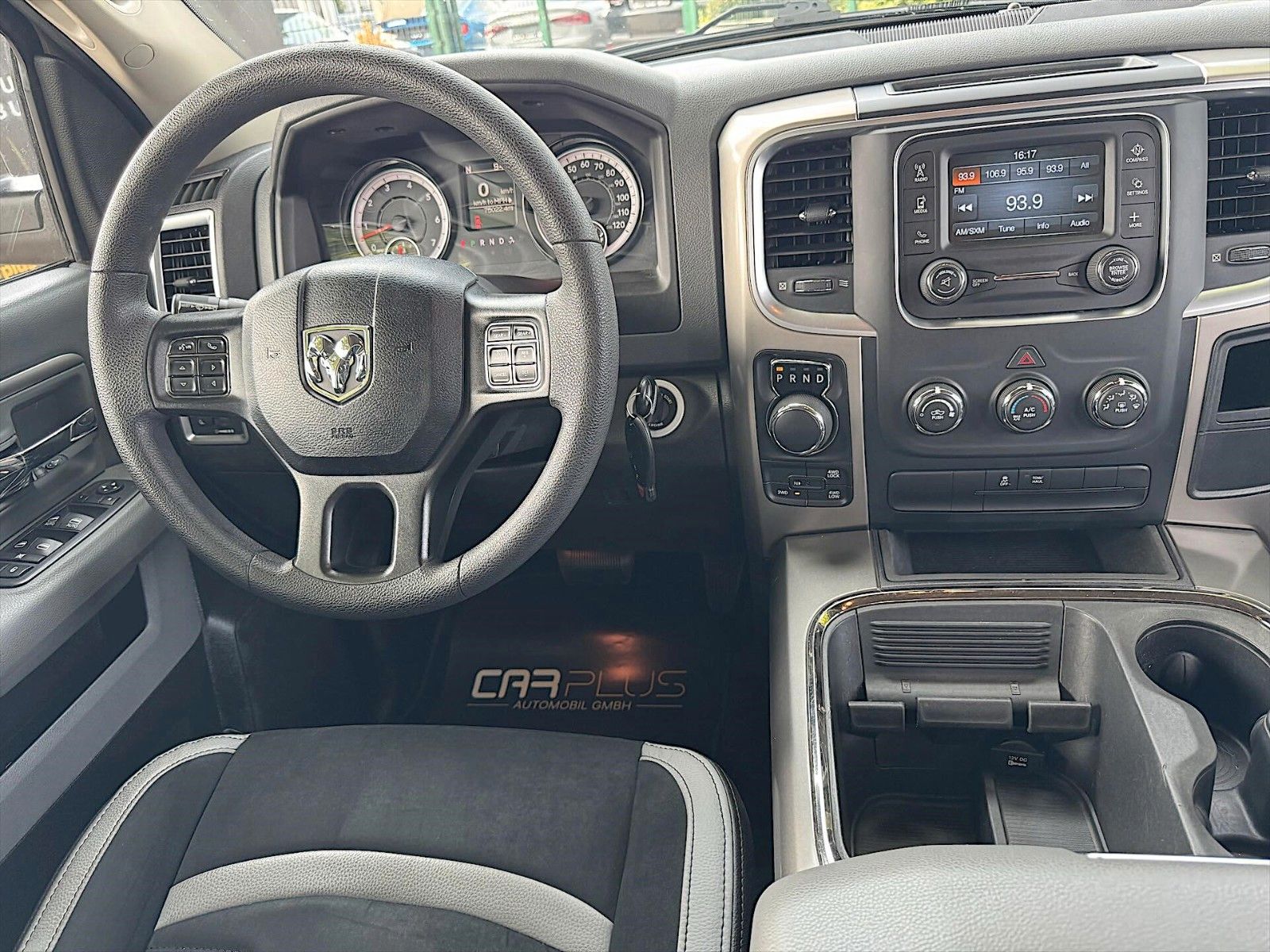 Fahrzeugabbildung Dodge RAM 5.7 V8 HEMI Night PUNISHER 4x4 LONGBED 19%