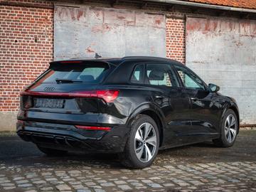 2025 AUDI Q8 E-TRON — фото 6