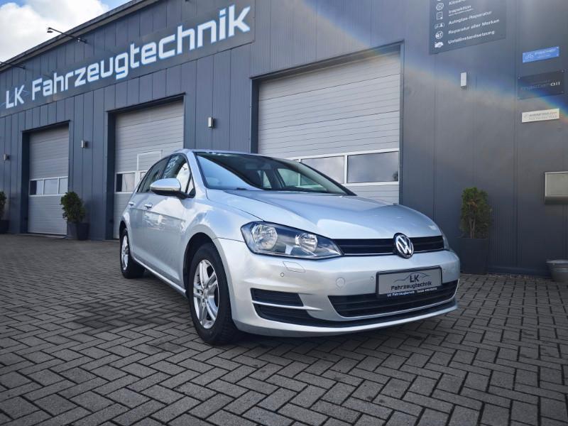 Volkswagen Golf VII Lim. Trendline BMT Tüv 01/2027 aus 2.HD