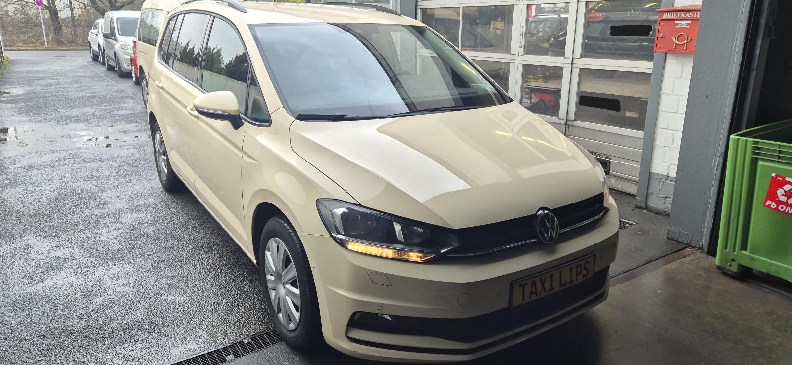 Volkswagen Touran 2.0 TDI- TAXI - 7.SITZER - KLIMA - KAMERA