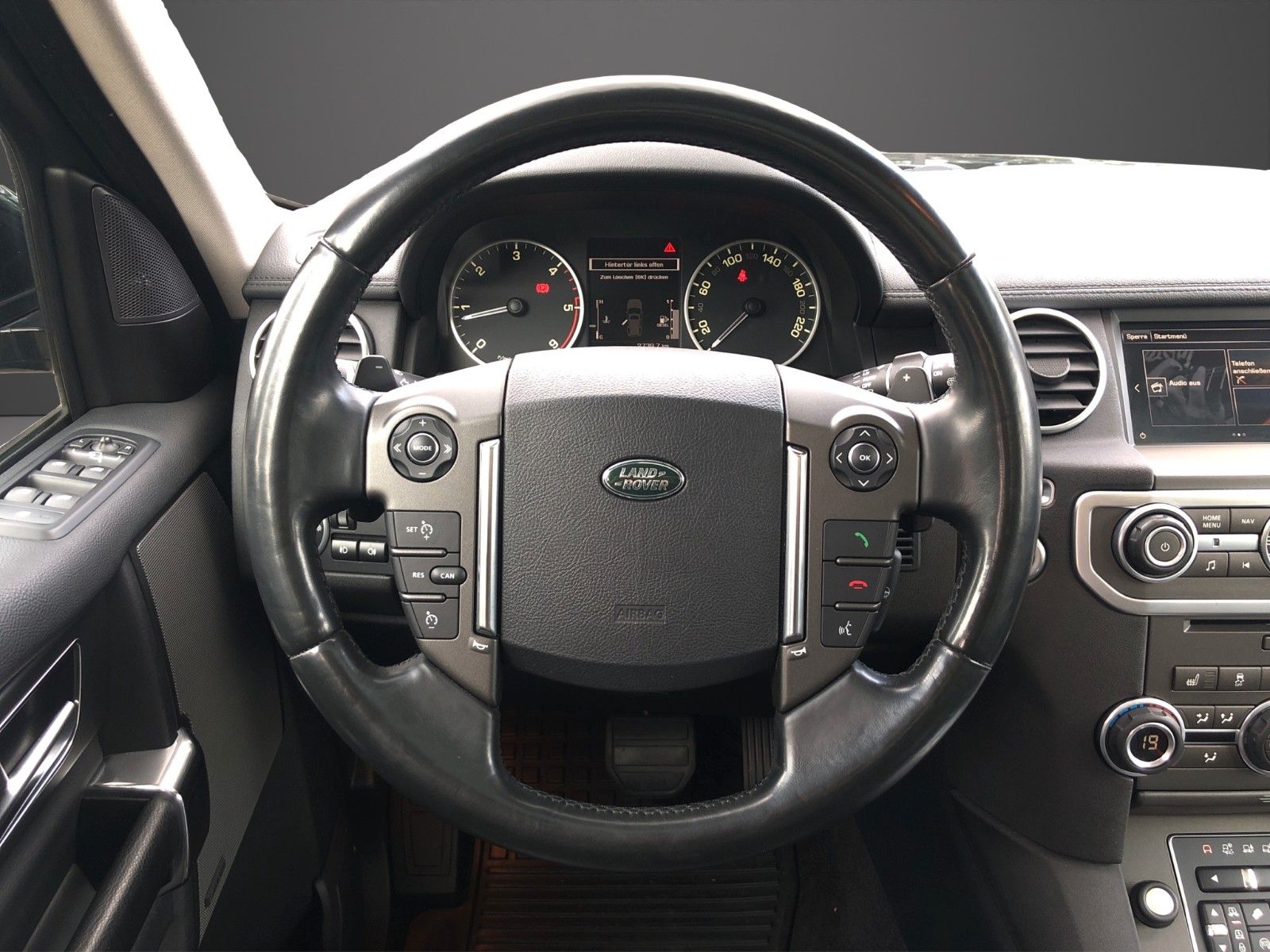 Fahrzeugabbildung Land Rover Discovery 4 SDV6 HSE Standheizung I. Hand AHK