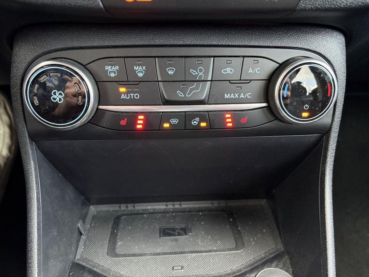 Ford Fiesta Active X AUTOMATIK ACC LED foto 20
