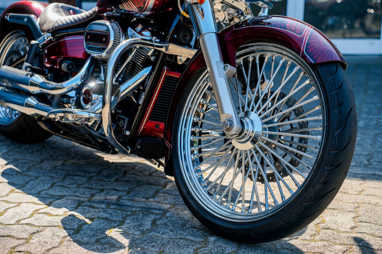 Fahrzeugabbildung Harley-Davidson FAT BOY FLFBS 114 MY24 - Chicano Umbau- Custom