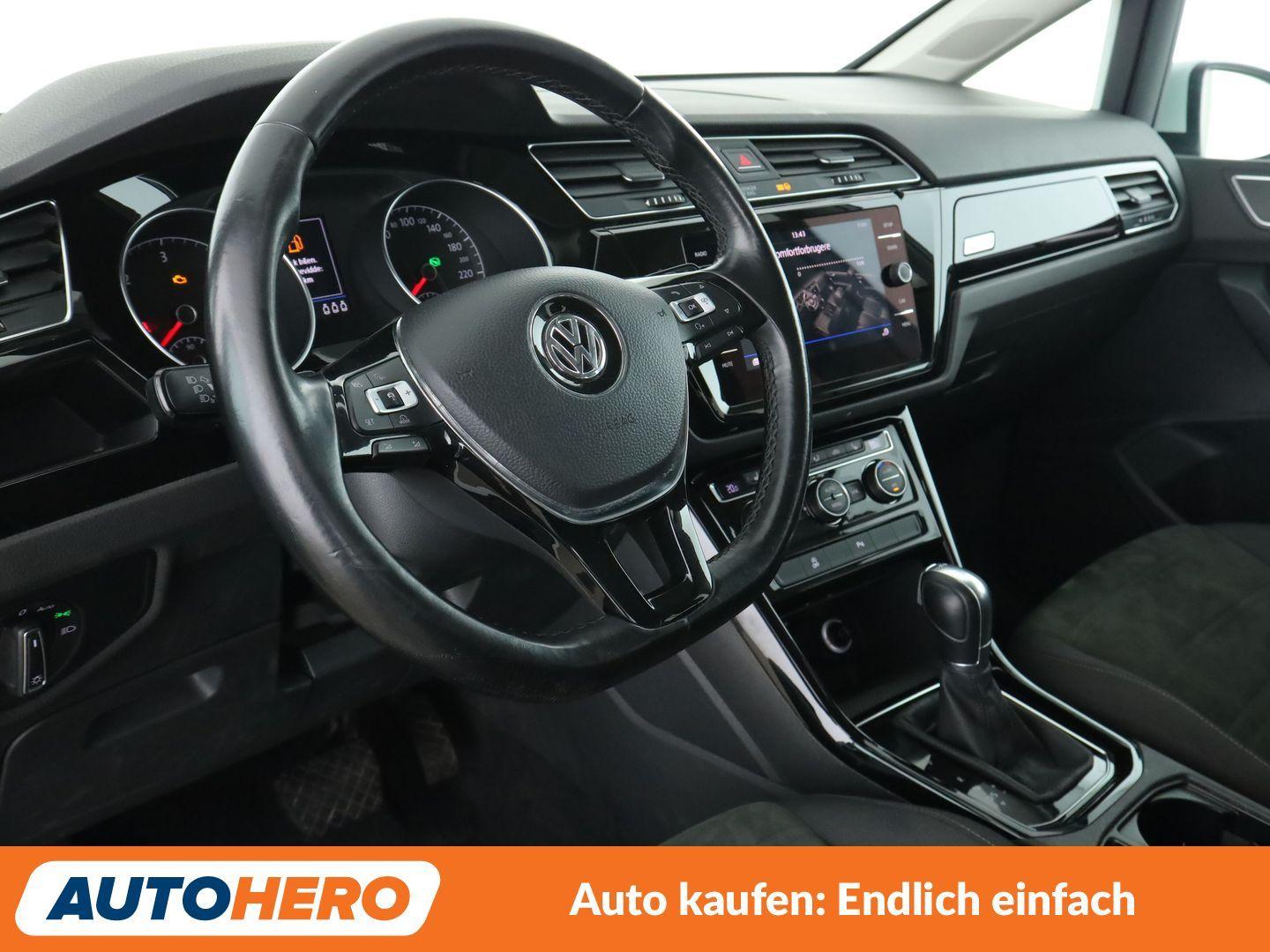 Volkswagen Touran 2.0 TDI Highline BlueMotion Aut.*ACC*PDC