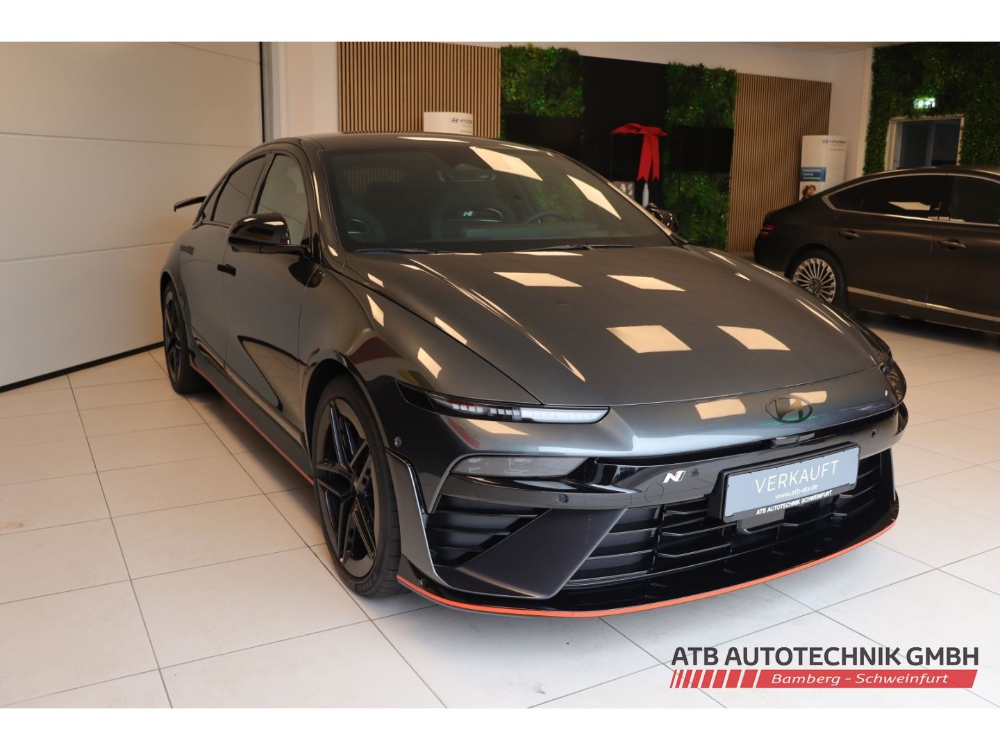 Fahrzeugabbildung Hyundai IONIQ 6 N 84kWh 609PS 4WD Sitzpaket Panoramadach