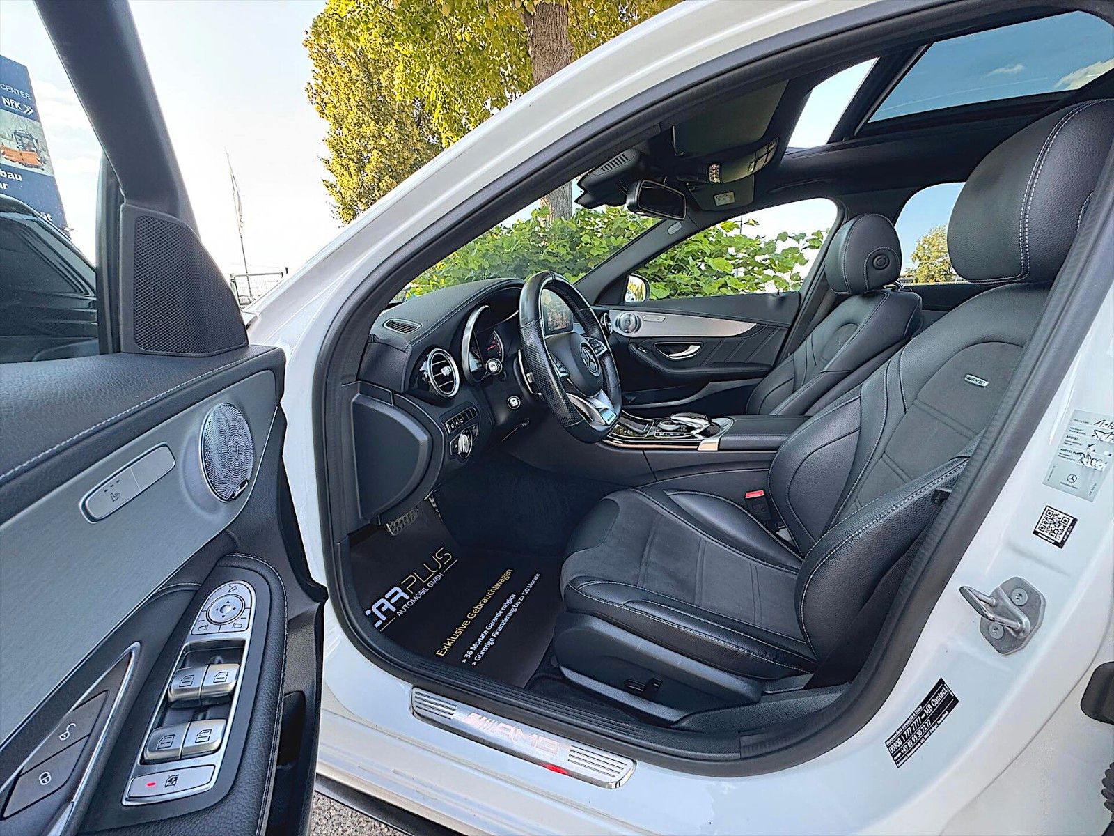 Fahrzeugabbildung Mercedes-Benz C 63 T AMG Night Paket *ACC*Pano*Burmester*LED*