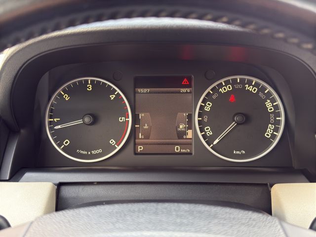 Land Rover Range Rover Sport V6 TD HSE*LED*S-DACH*CAM*SHZ