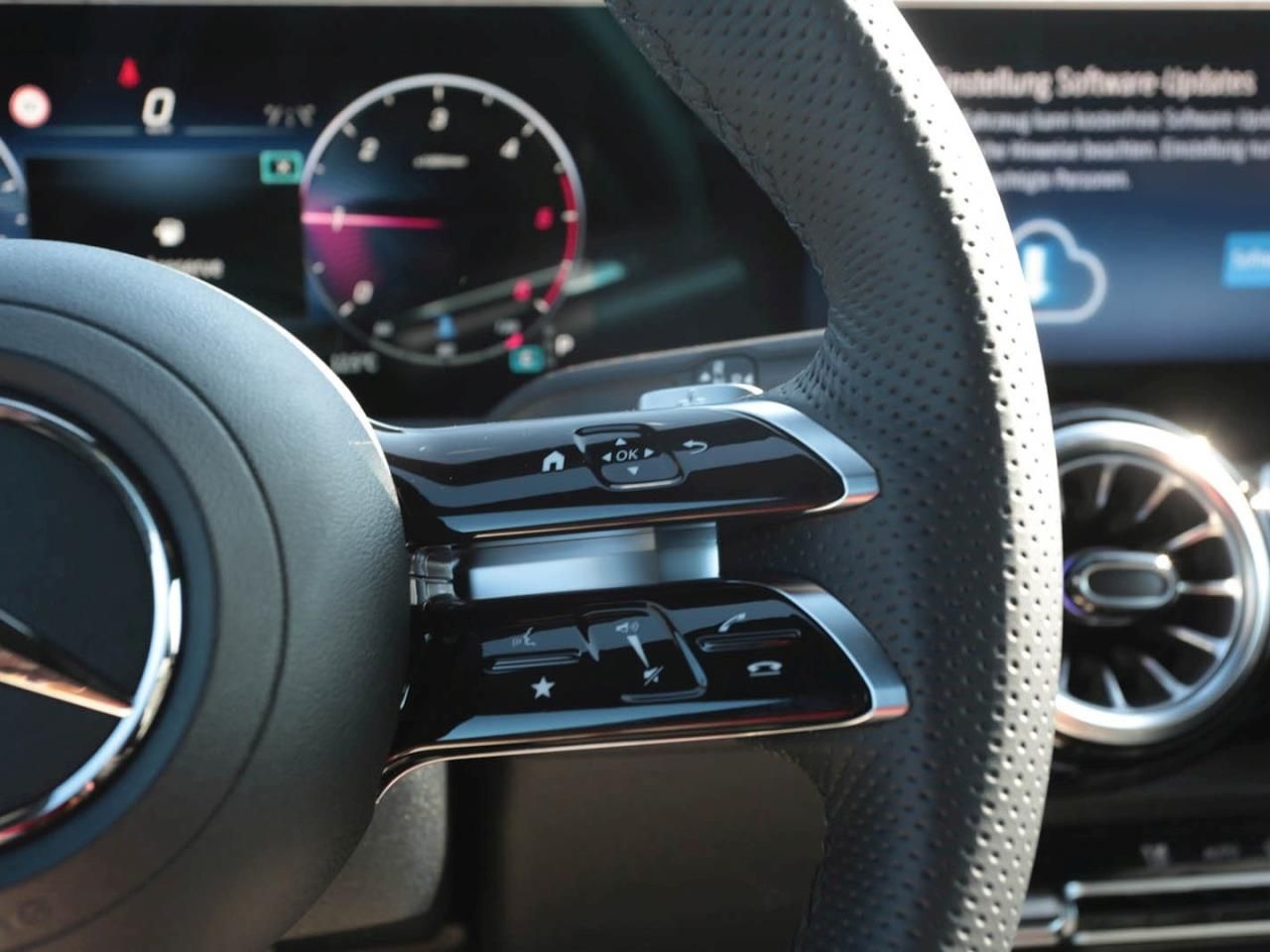 Mercedes-Benz GLB 200 d AMG Night MBUXNavi Easy-Pack AHK 360° foto 10