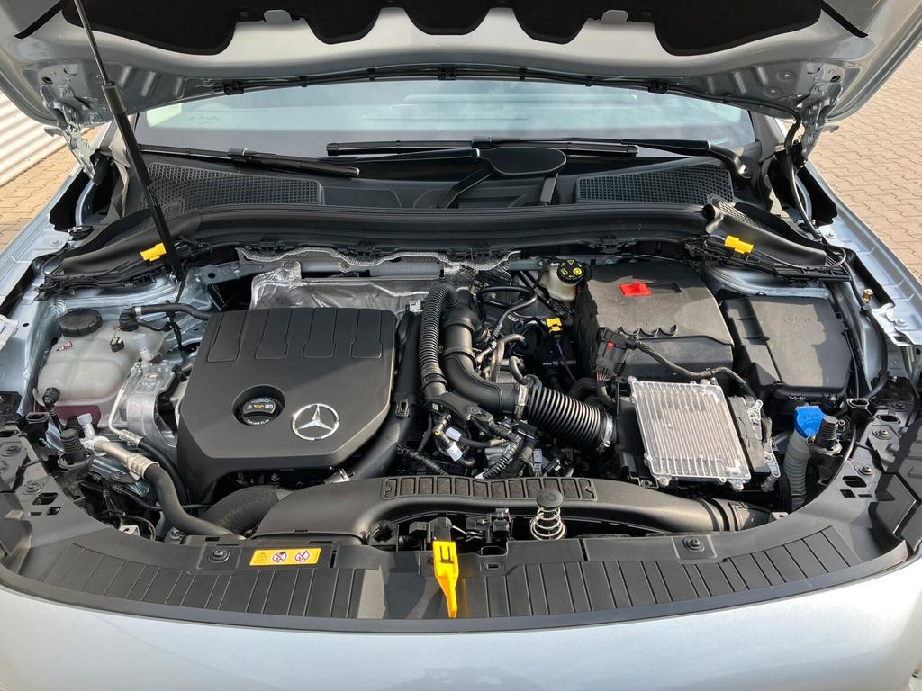 Mercedes-Benz GLA 180