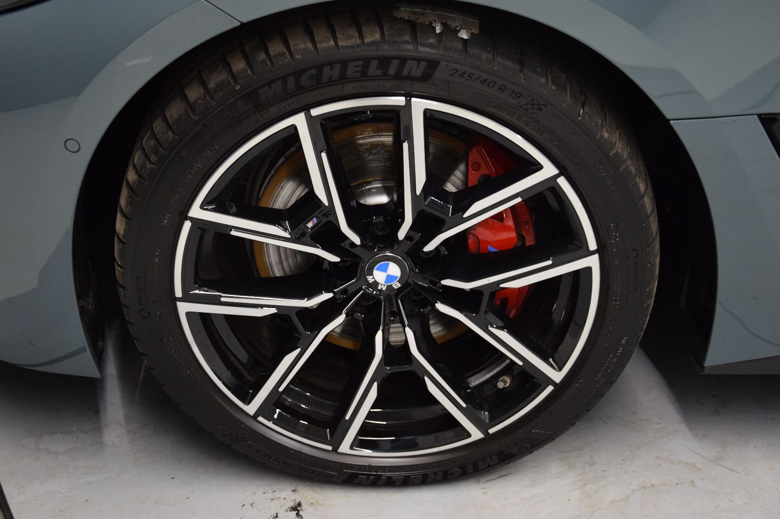 Fahrzeugabbildung BMW 420d xDrive MSport Pano HuD ACC Keyless 360° Amb